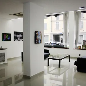 38 Hotell